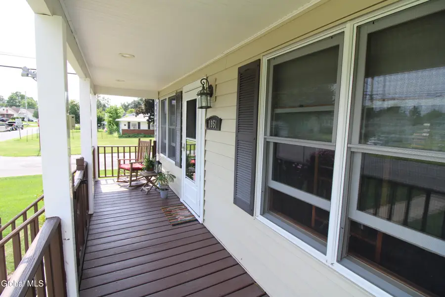 1951 Greenpoint Avenue, Rotterdam, NY 12303 - #3