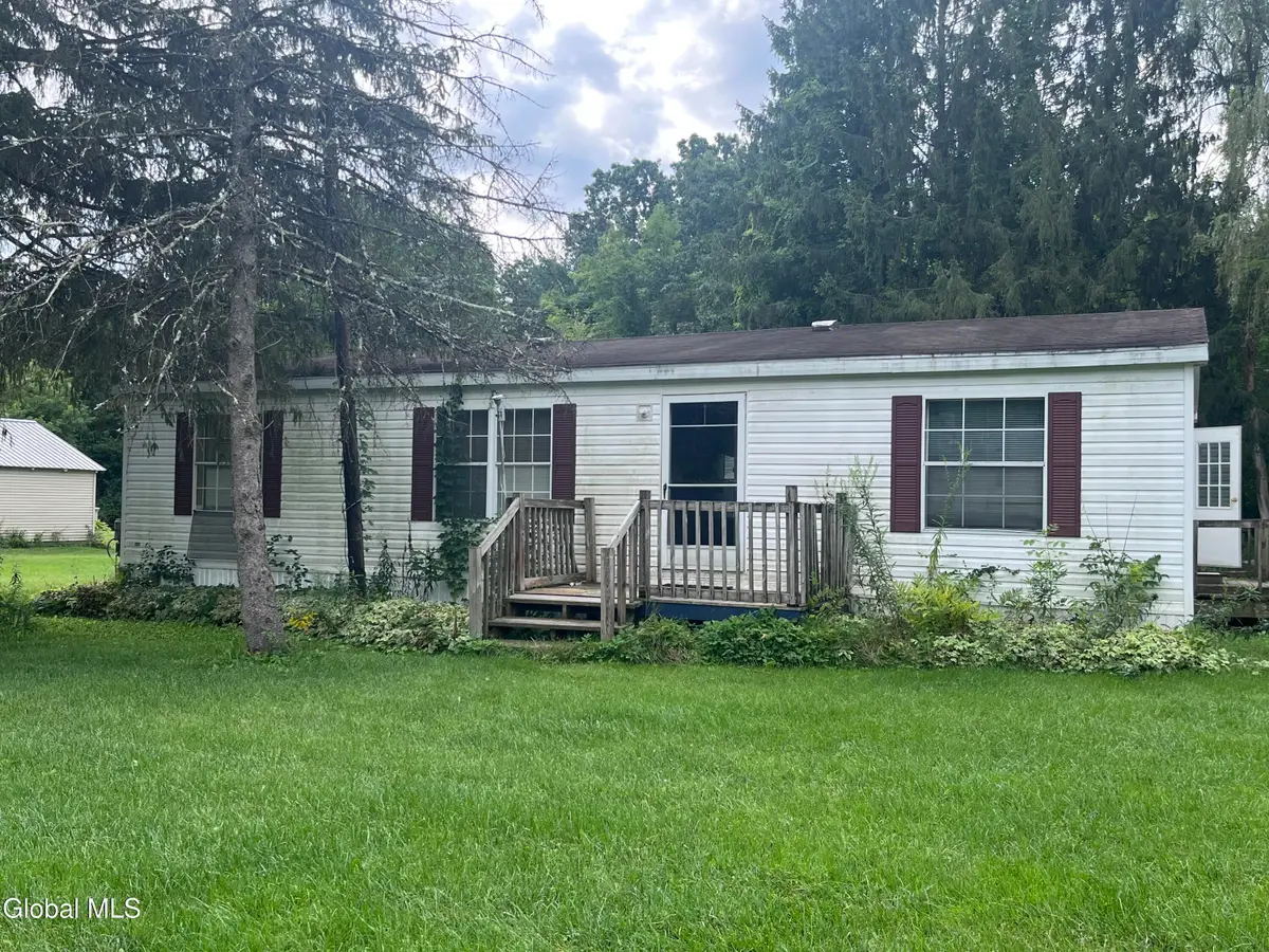 172 Ferry Boulevard, South Glens Falls, NY 12803 - #1
