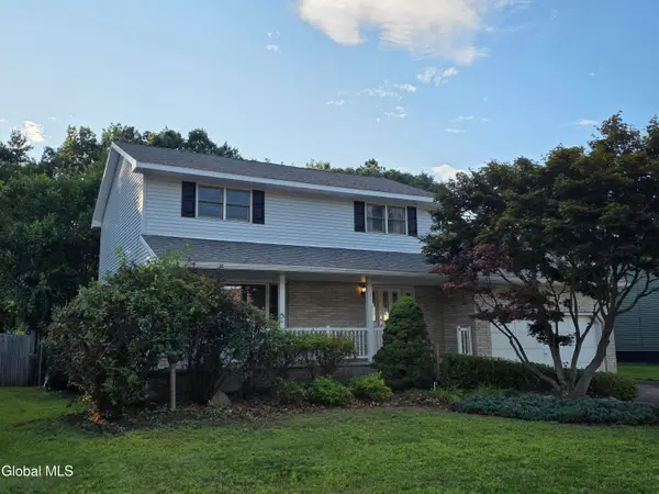 1022 St Lucille Drive, Rotterdam, NY 12306