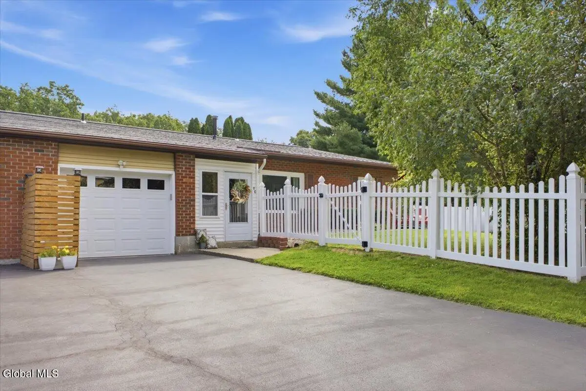 2C Deer Creek, Clifton Park, NY 12065 - #1