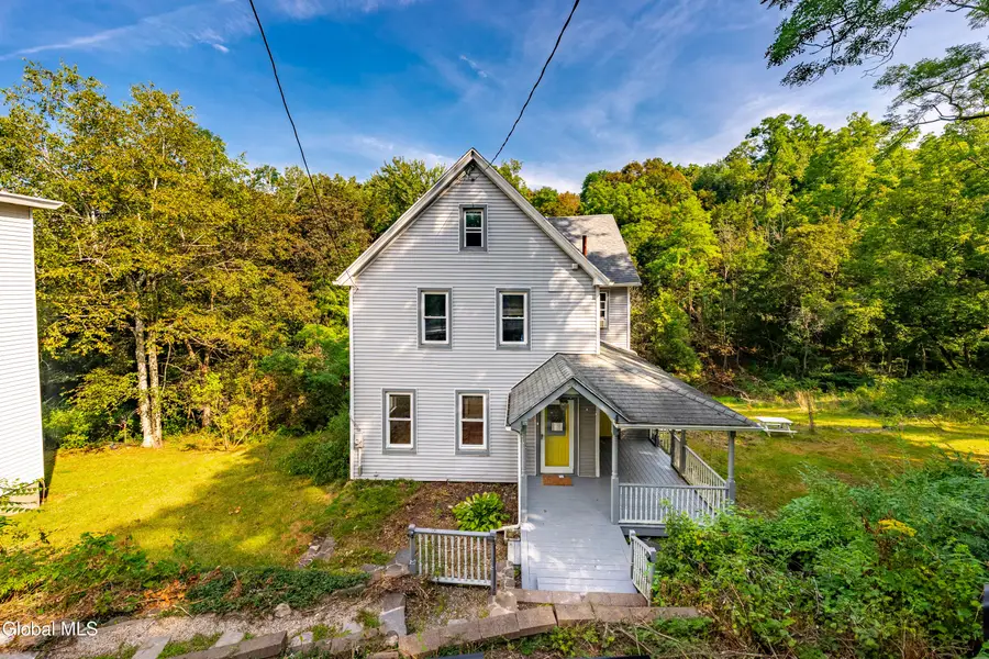 25 Green Avenue, Castleton On Hudson, NY 12033 - #2