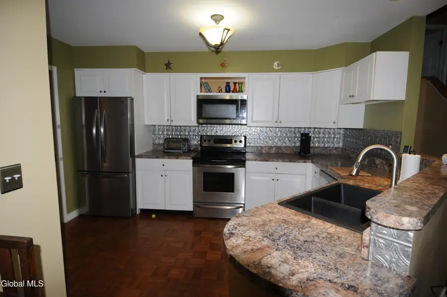 44 Park Avenue, Cohoes, NY 12047 - #3