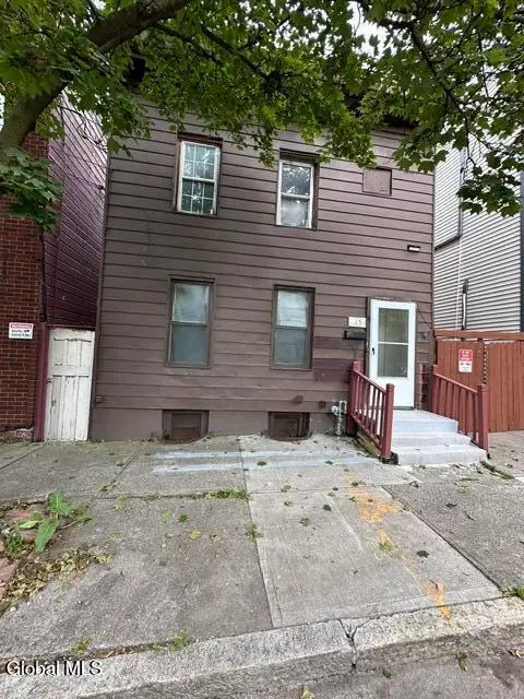 15 Sherman Street, Albany, NY 12210 - #1