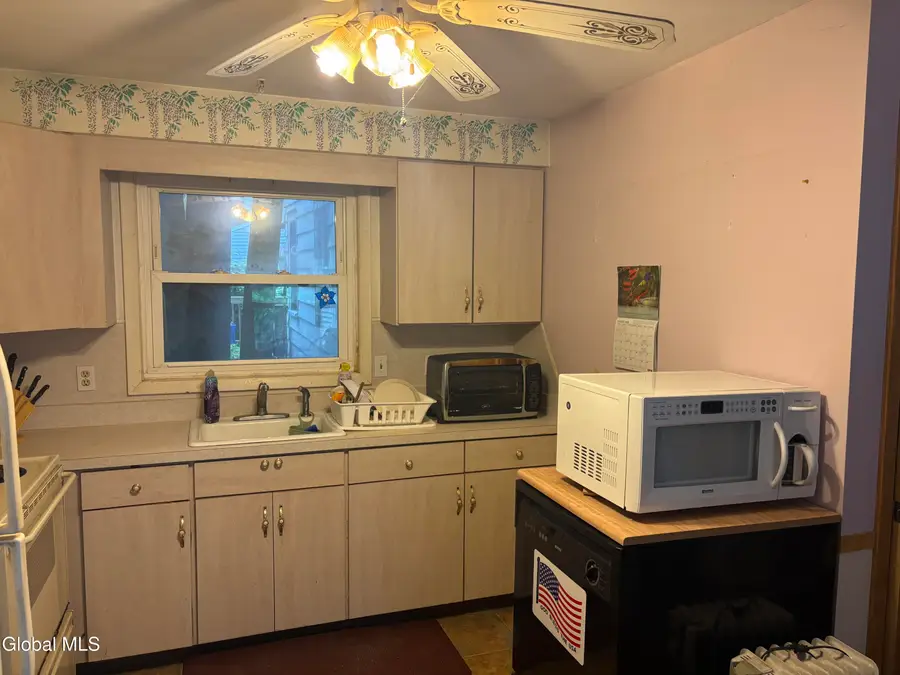 14 Wilmarth Street, Scotia, NY 12302 - #3