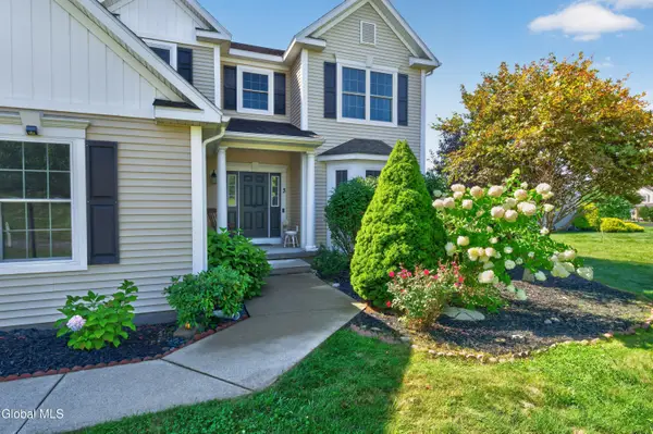 3 Skybrook Circle, Clifton Park, NY 12065