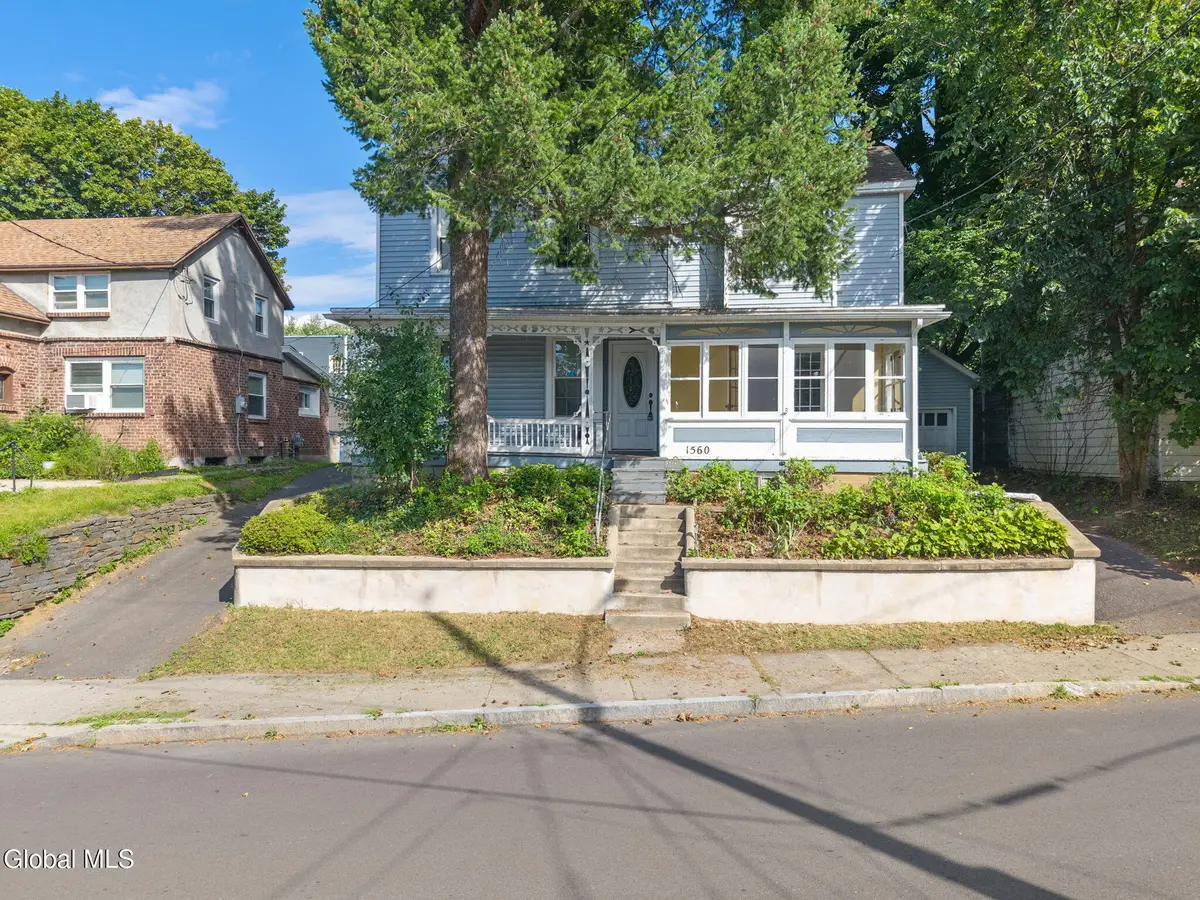 1560 3rd Street, Rensselaer, NY 12144 - #1