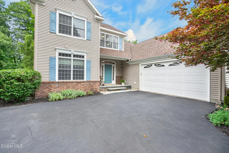 7 Tennyson Cmn, Slingerlands, NY 12159 - #2