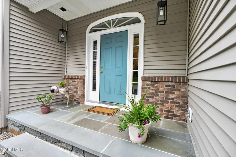 7 Tennyson Cmn, Slingerlands, NY 12159 - #3