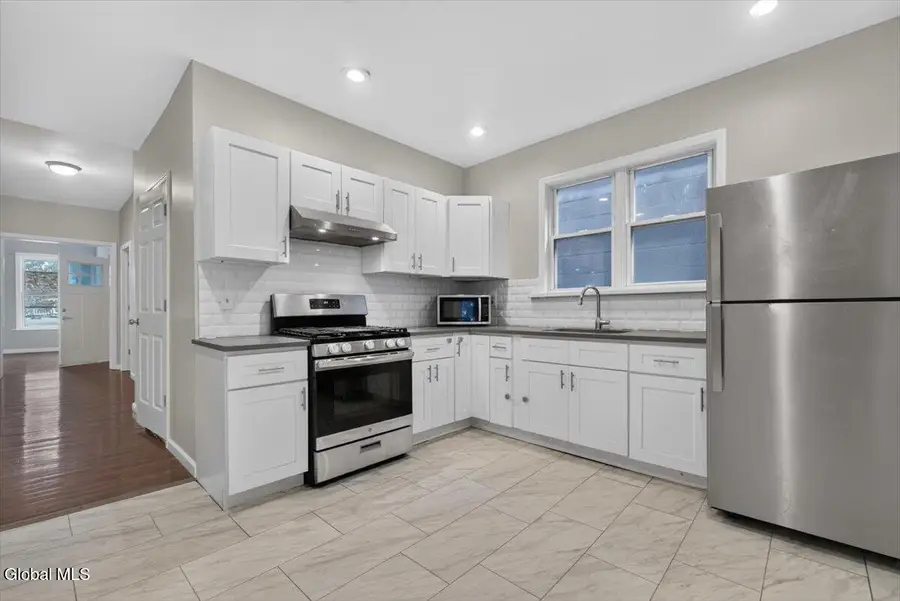 762 Clinton Avenue, Albany, NY 12206 - #3