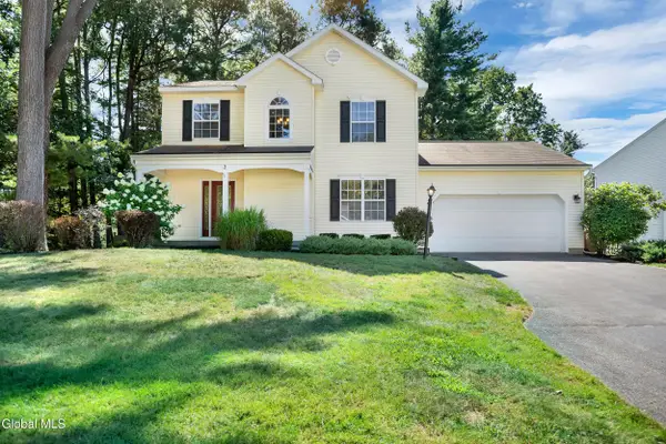 3 Kettles Way, Queensbury, NY 12804
