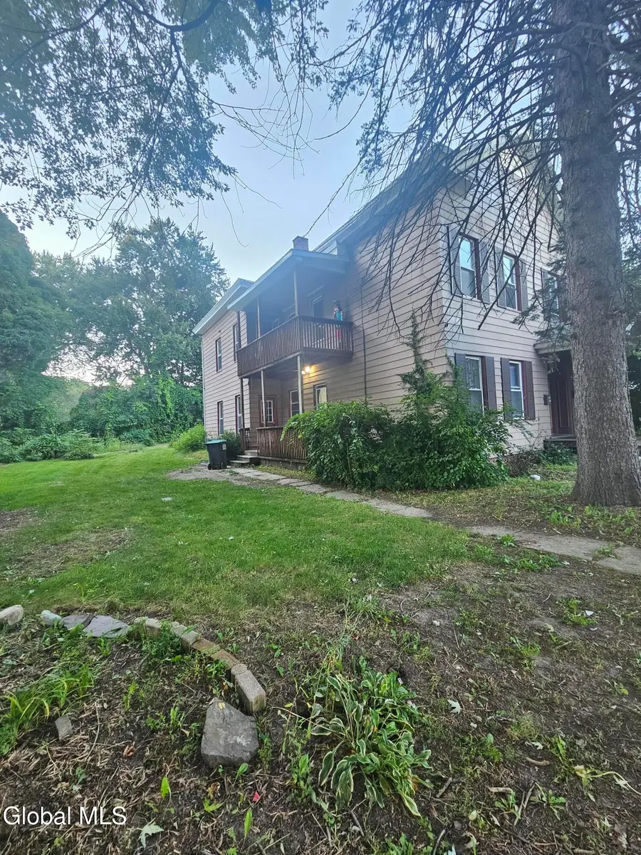 164 Saratoga Avenue, Waterford, NY 12188 - #3
