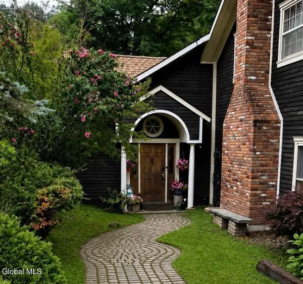 1129 Berne Altamont Road, Guilderland, NY 12009