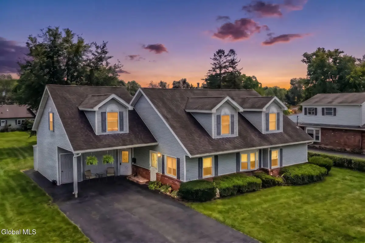 3432 Gari Lane, Guilderland, NY 12303 - #1