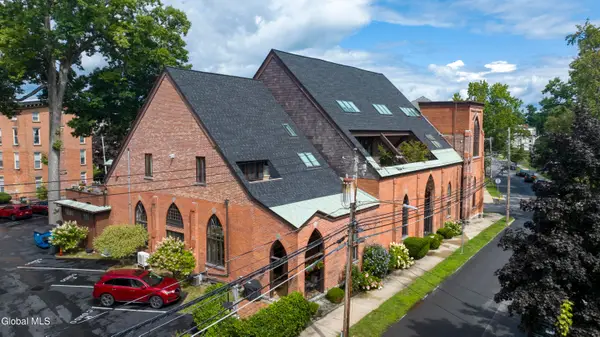 106 Spring Street #9, Saratoga Springs, Inside, NY 12866
