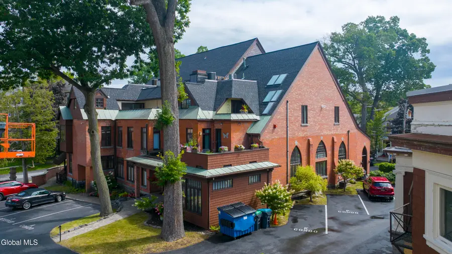 106 Spring Street #9, Saratoga Springs, NY 12866 - #2