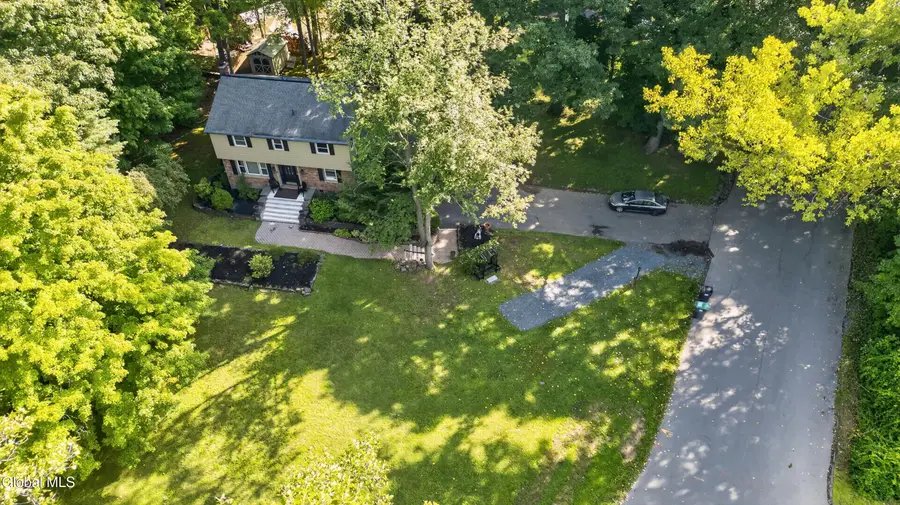 14 Brookwood Drive, Clifton Park, NY 12065 - #3