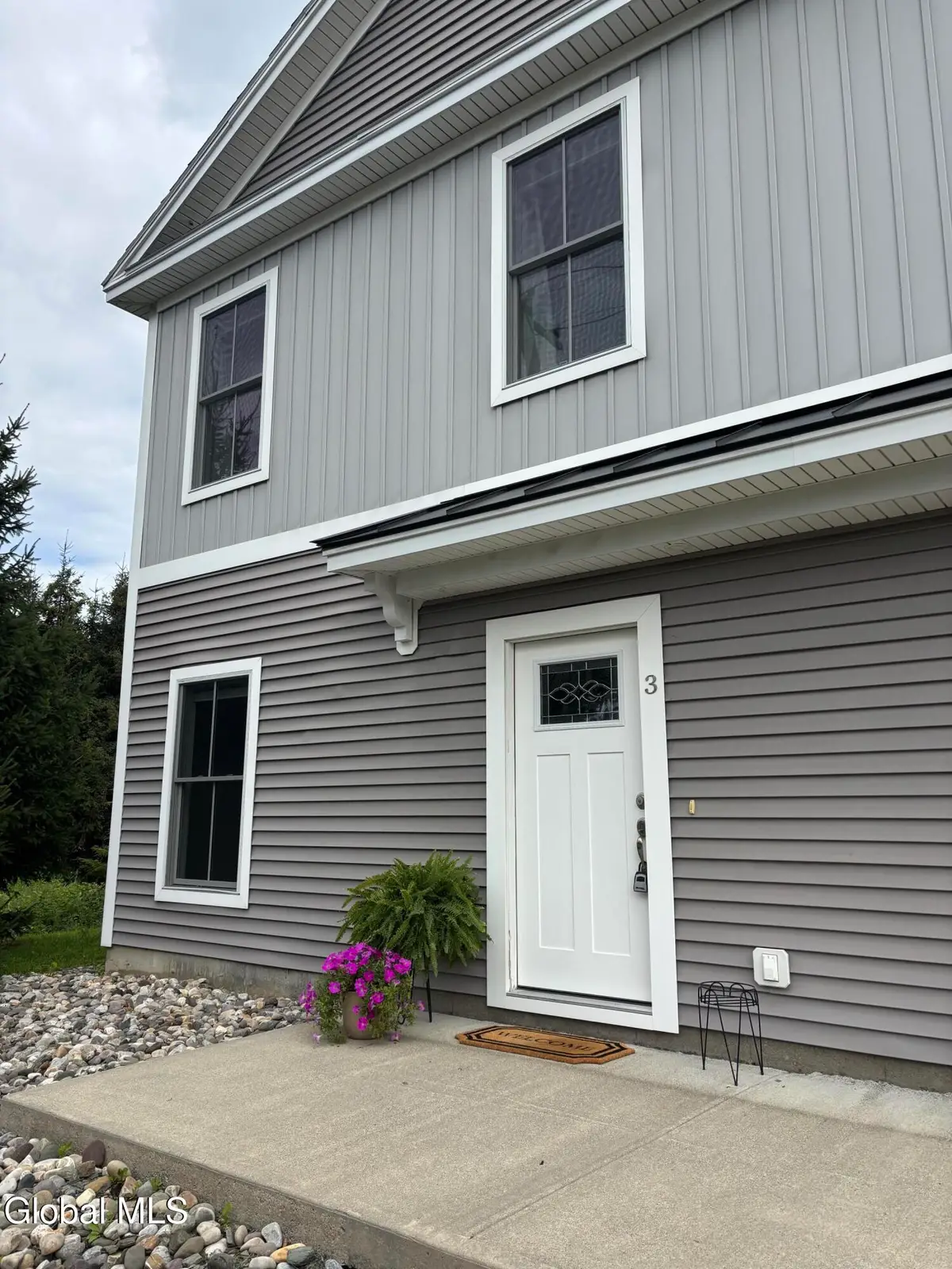166 Jefferson Street #APT 3, Saratoga Springs, NY 12866 - #1