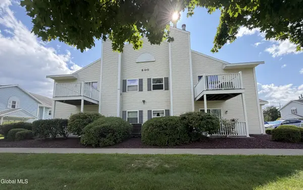 801 Cambridge Manor Drive, Scotia, NY 12302