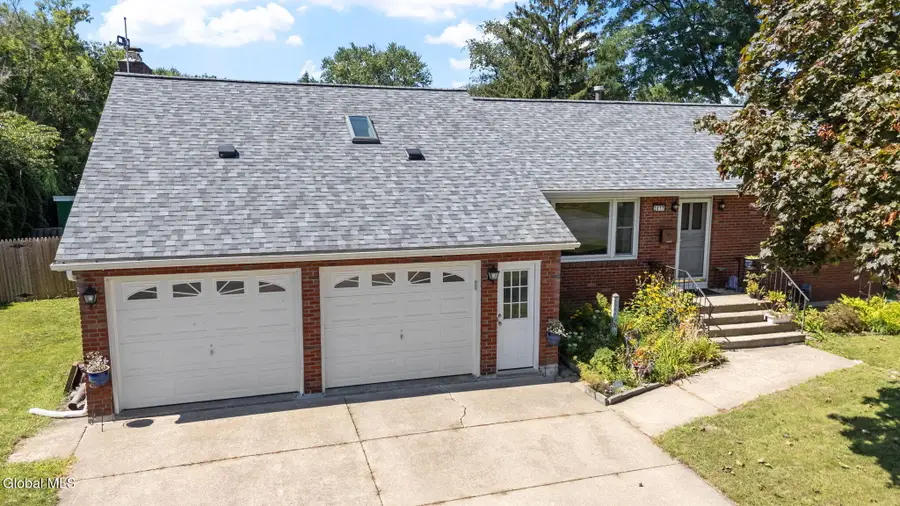 2077 Amsterdam Avenue, Schenectady, NY 12303 - #3