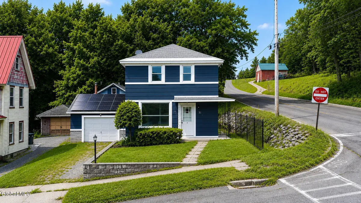 27 N Mcnab Avenue, Gloversville, NY 12078 - #1