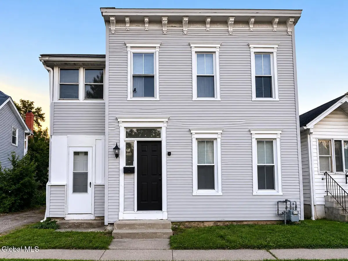 577 6th Avenue, Watervliet, NY 12189 - #1