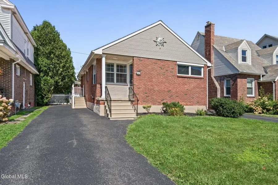 42 Betwood Street, Albany, NY 12209 - #2