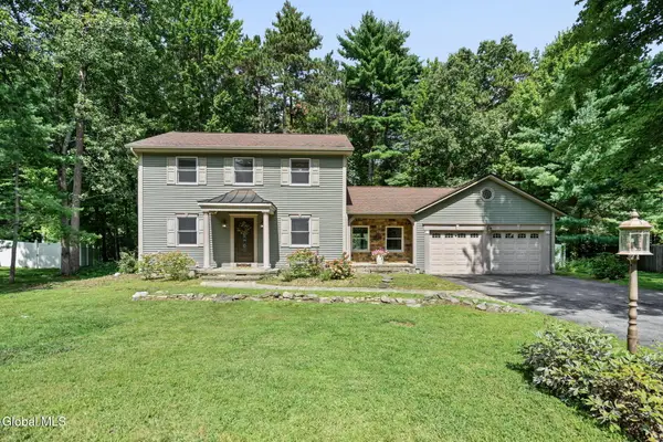3 Woodmint Place, Malta, NY 12020