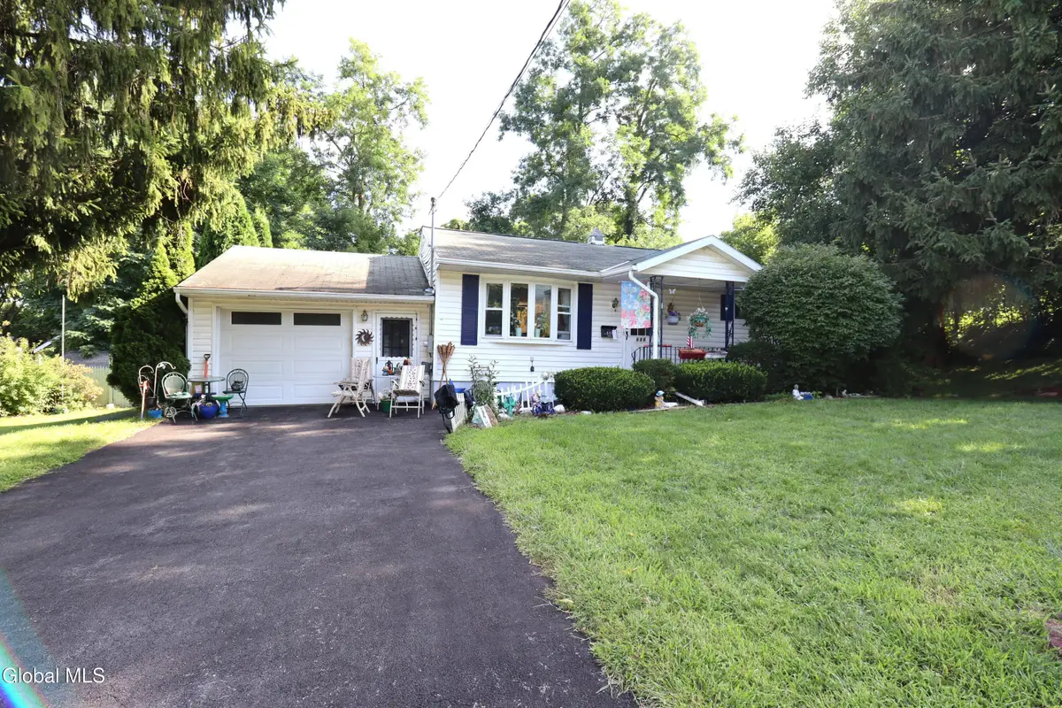 535 Salina Street, Schenectady, NY 12308 - #1
