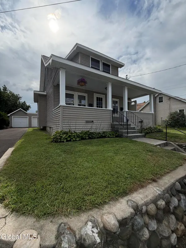 4 Orford Street, Colonie, NY 12205
