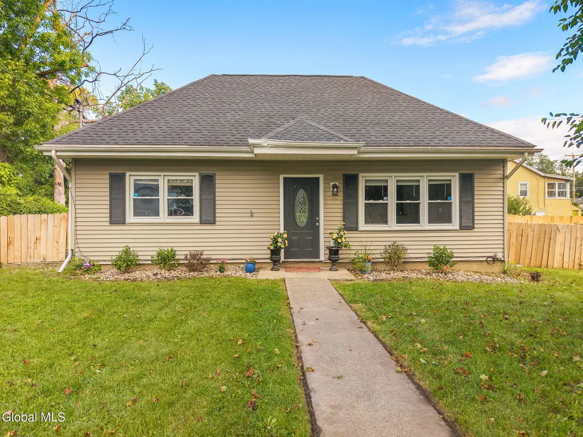 54 S Amherst Avenue, Niskayuna, NY 12304 - #1
