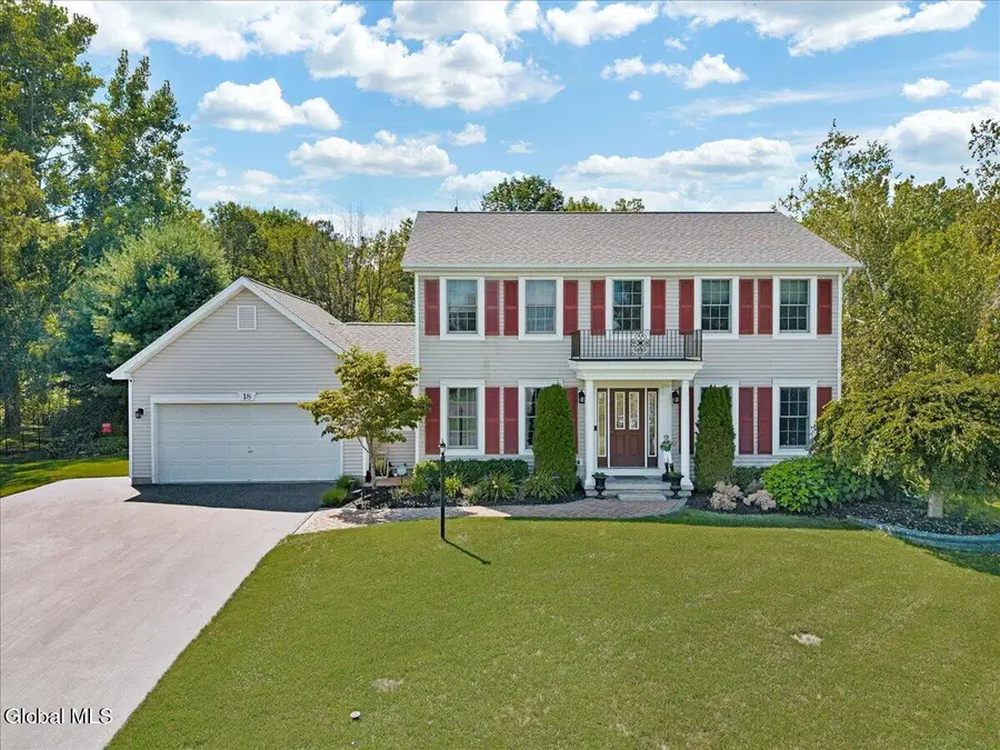 18 Heather Drive, Clifton Park, NY 12065 - #2