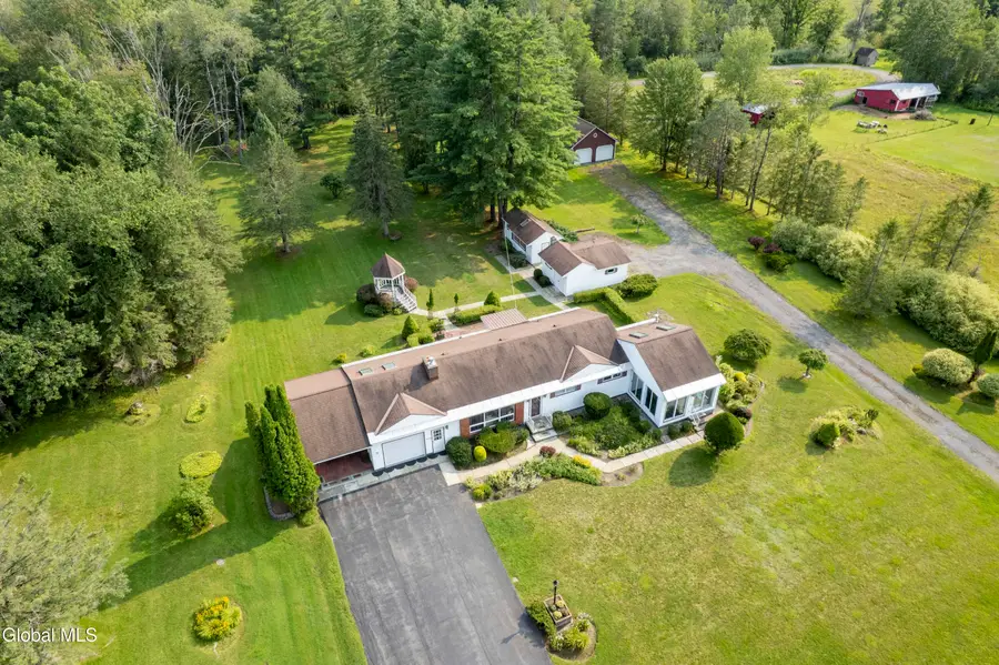 296 Voorhees Road, Perth, NY 12010 - #2