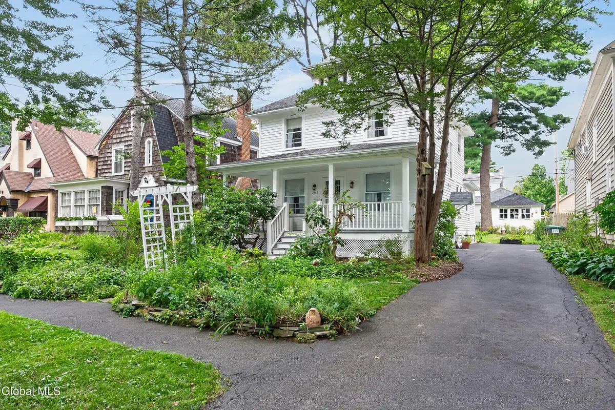 1362 Myron Street, Niskayuna, NY 12309 - #1