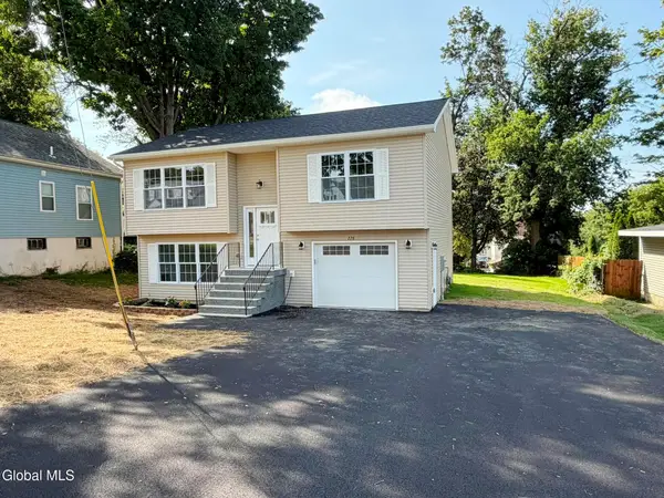 228 Hampton Avenue, East Greenbush, NY 12144