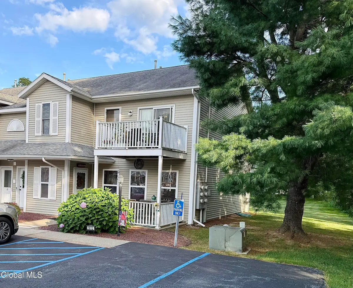 1812 Cambridge Manor Drive, Scotia, NY 12302 - #1