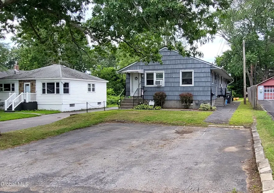 54 Mcnutt Avenue, Colonie, NY 12205 - #2
