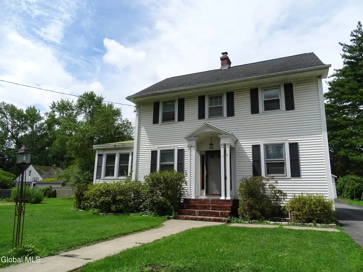 17 Bedell Avenue, Bethlehem, NY 12054 - #1