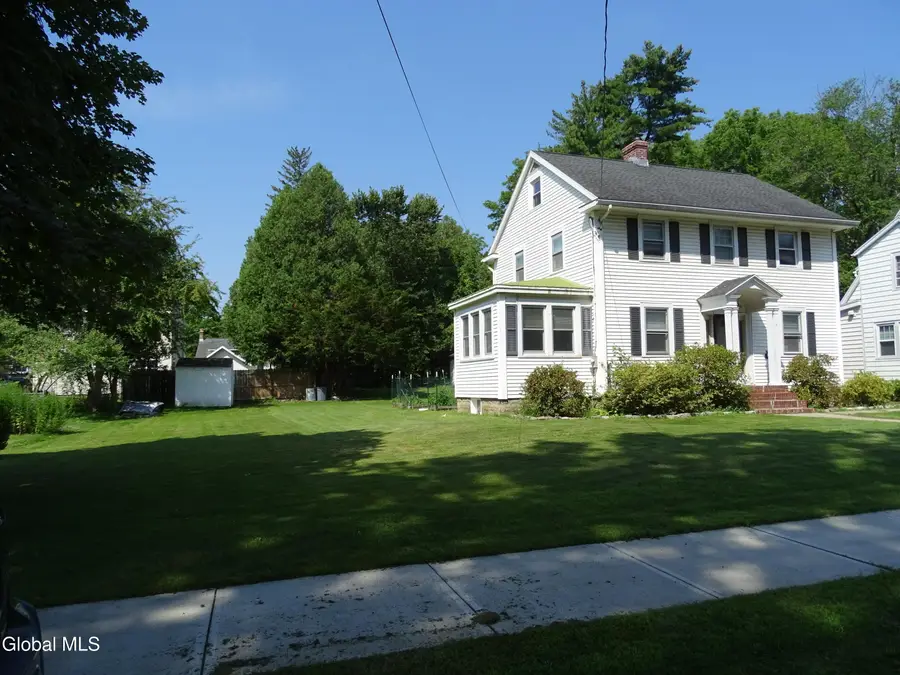 17 Bedell Avenue, Bethlehem, NY 12054 - #3