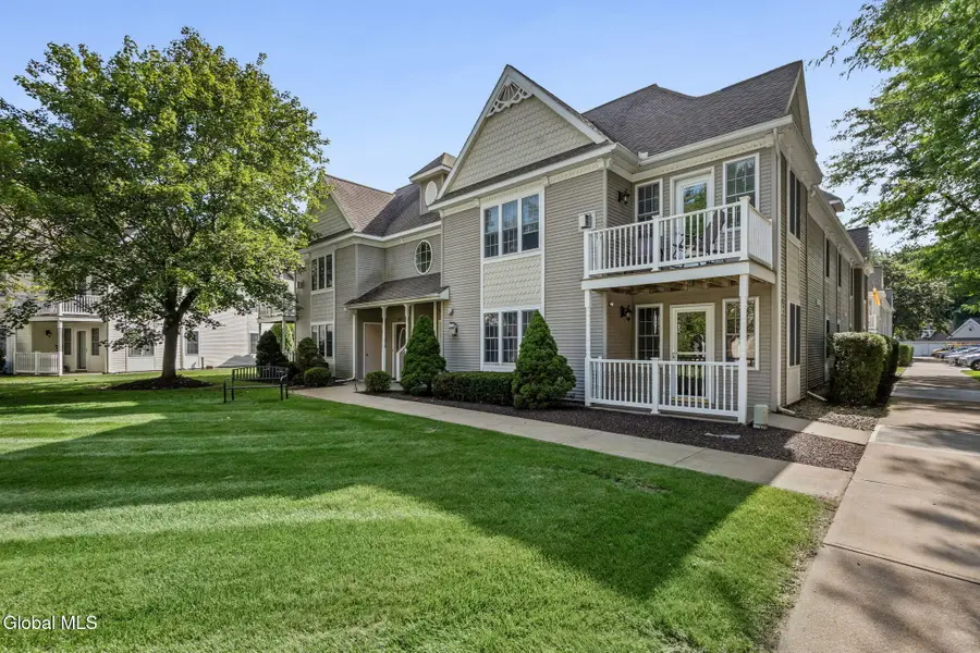 502 Mallards Pond Lane, Guilderland, NY 12303 - #2