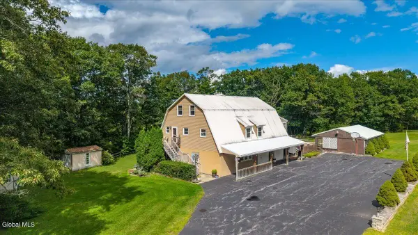 28 Overlook Lane, Berne, NY 12059
