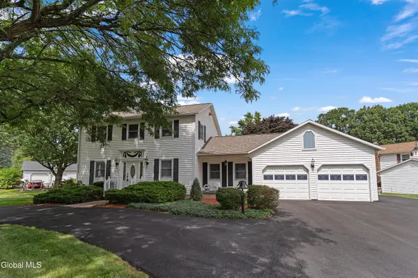2 Dolphin Drive, Colonie, NY 12110