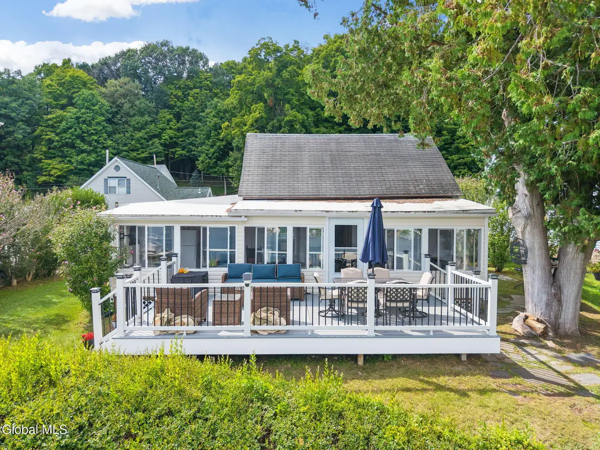 19 Garside Road, Saratoga Springs, NY 12866 - #1