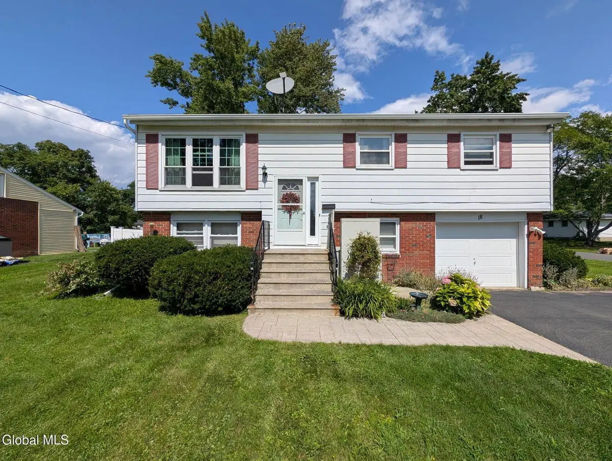 18 California Avenue, East Greenbush, NY 12144 - #1