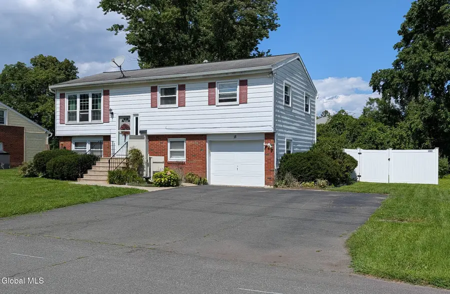18 California Avenue, East Greenbush, NY 12144 - #3