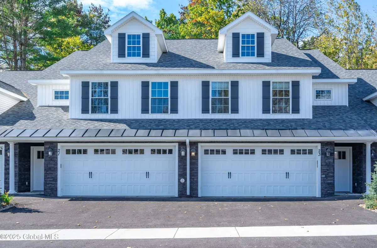 137 Carriage Boulevard, Rotterdam, NY 12306 - #1