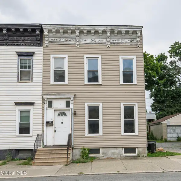 19 N Lake Avenue, Albany, NY 12203