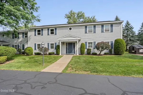 125 Cedarview Lane, Colonie, NY 12189