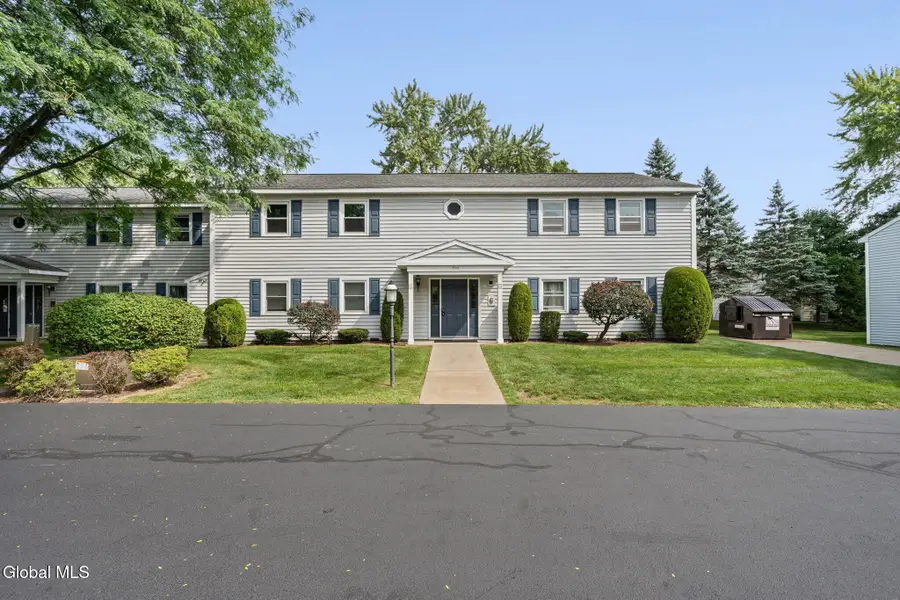 125 Cedarview Lane, Colonie, NY 12189 - #2