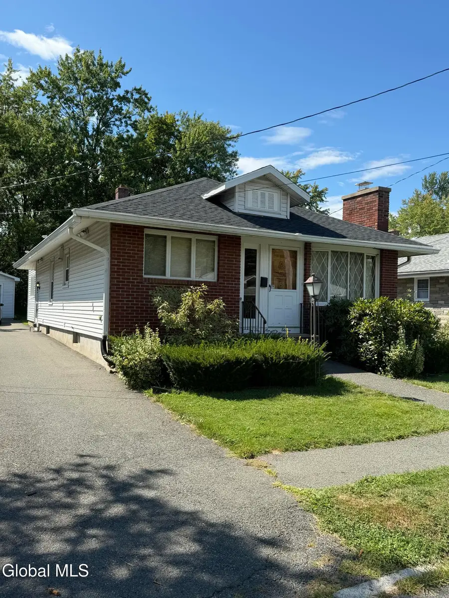 111 Berkley Avenue, Cohoes, NY 12047 - #2