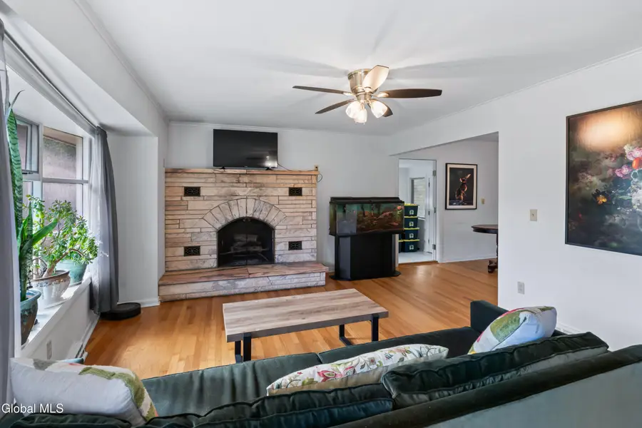 1 Woodin Road, Halfmoon, NY 12065 - #2